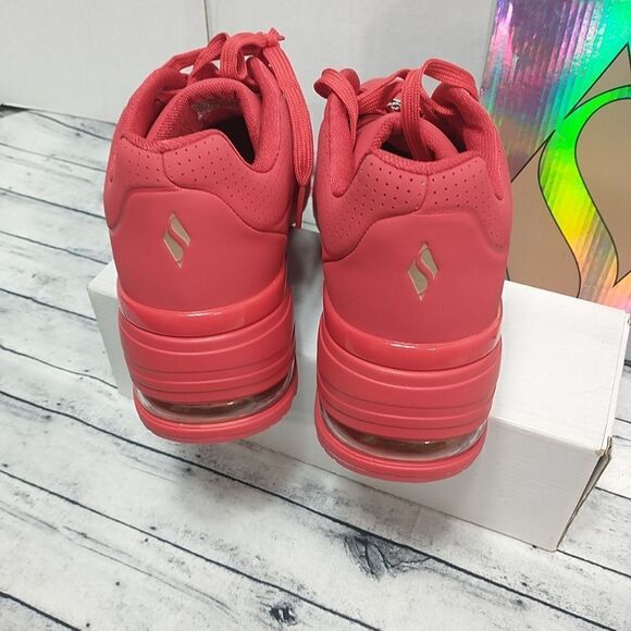 Skechers Million Air Elevated Air 155401 Red Sneaker Women’s SZ 9.5 New With Box - Picture 4 of 12